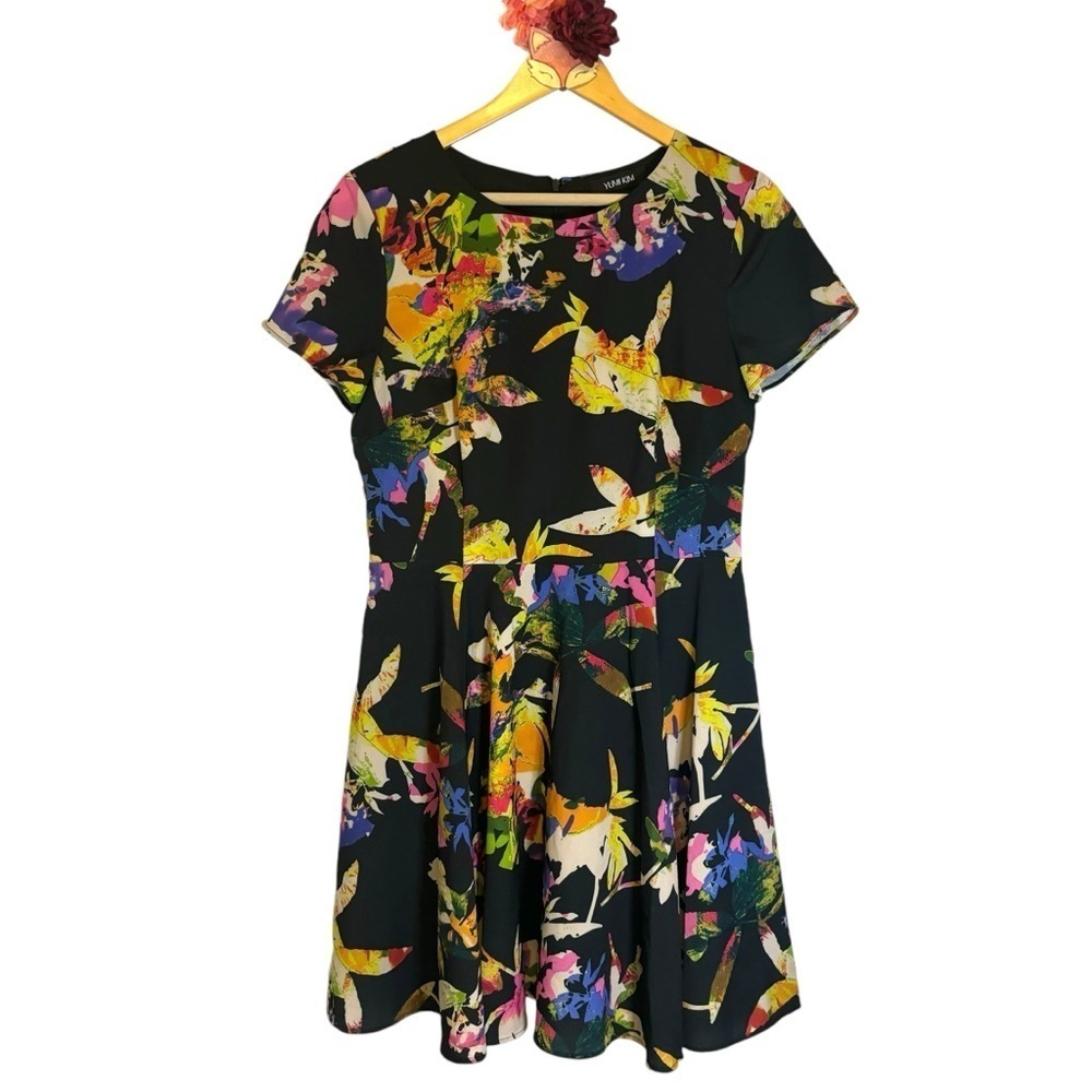 Yumi Kim dress black floral short sleeve skater mini size large